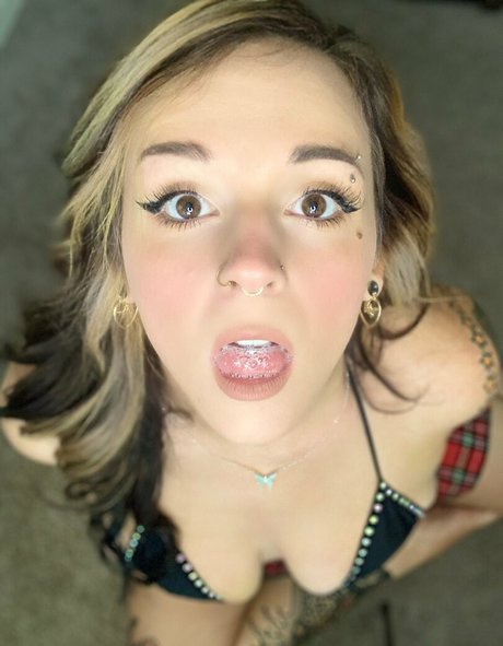 Photo nue de fuite OnlyFans de Roxanneriver