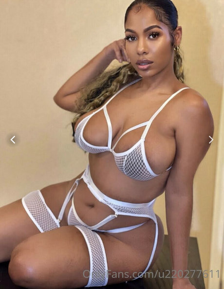 Photo nue de fuite OnlyFans de Leizamae Keane