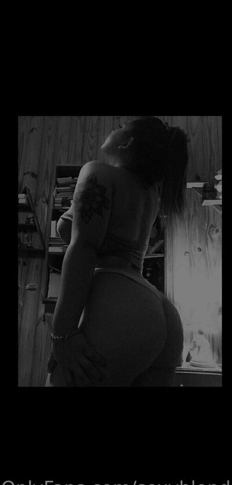 Photo nue de fuite OnlyFans de Sexyblonde1626