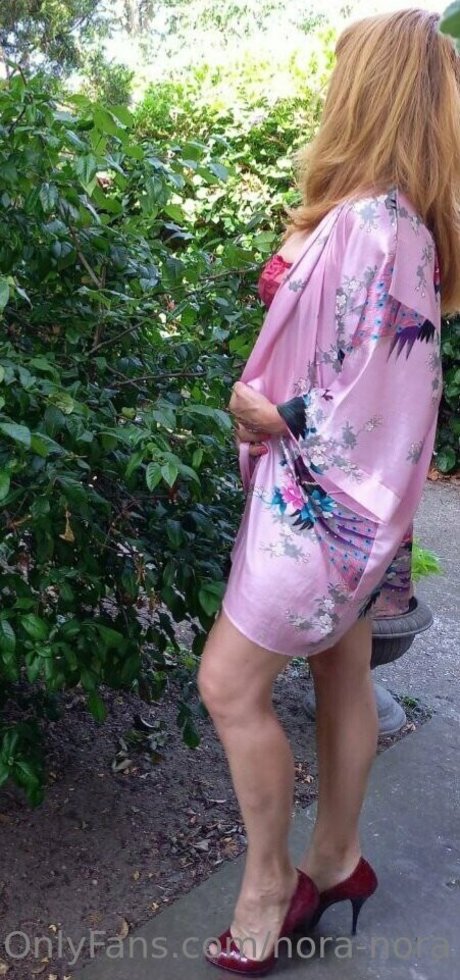 Photo nue de fuite OnlyFans de Nakednora