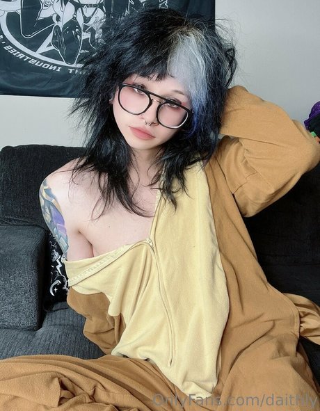 Photo nue de fuite OnlyFans de Alsweyrs