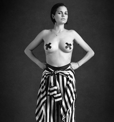Photo nue de fuite OnlyFans de Lina Esco