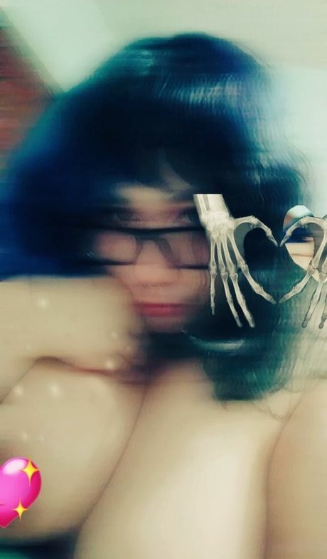 Photo nue de fuite OnlyFans de Moomochi