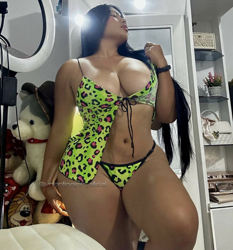 Photo nue de fuite OnlyFans de Valentinajmhoficial