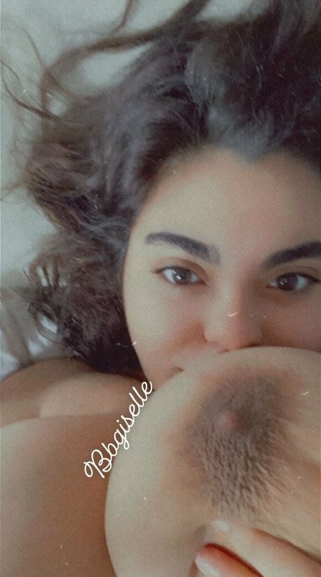 Photo nue de fuite OnlyFans de Bbgiselle