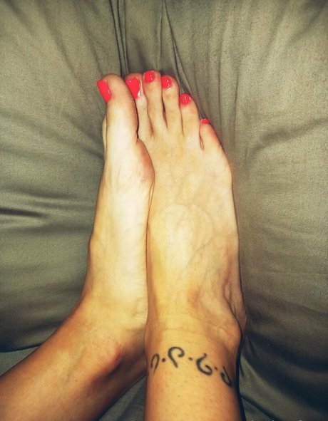 Photo nue de fuite OnlyFans de Claritafeet