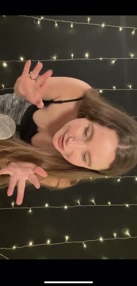 Photo nue de fuite OnlyFans de Kelly Belly Asmr