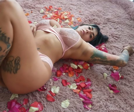 Photo nue de fuite OnlyFans de Miaumiloucb