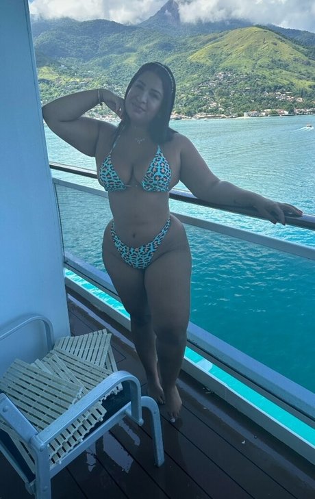 Photo nue de fuite OnlyFans de Nanda Peluso