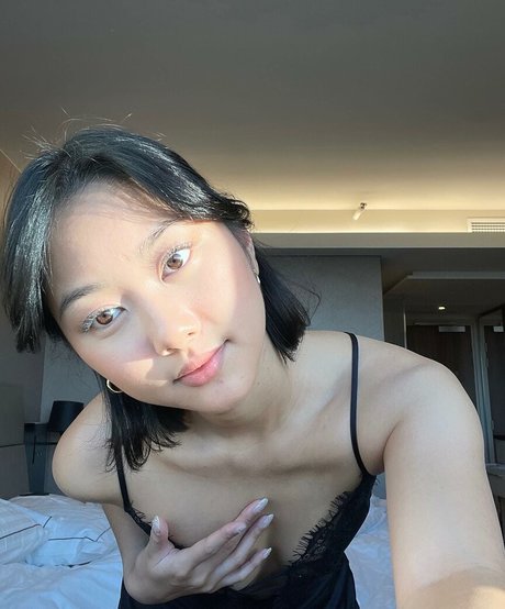 Photo nue de fuite OnlyFans de Thuvnn
