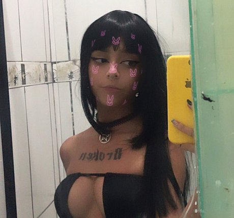 Photo nue de fuite OnlyFans de Viixkkj