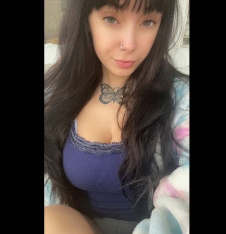 Photo nue de fuite OnlyFans de Brina Baby