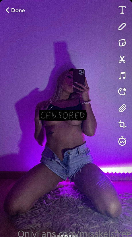 Photo nue de fuite OnlyFans de Misskelsfree