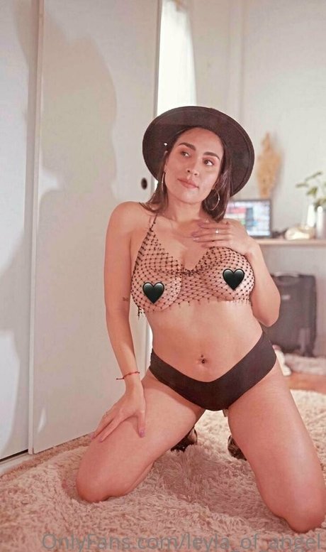 Photo nue de fuite OnlyFans de Leylaofangel