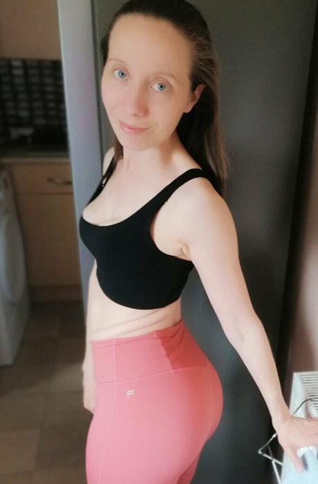 Naughtyannmarie