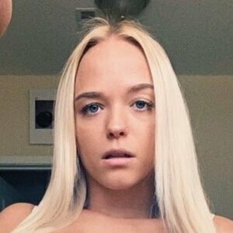 Sluttybarbie18