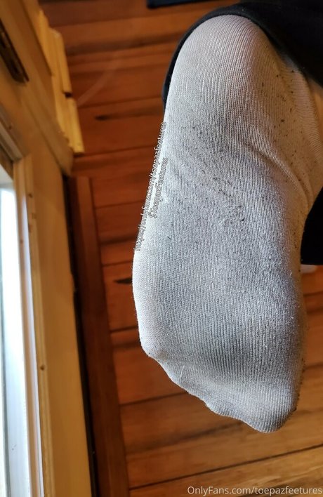 Photo nue de fuite OnlyFans de Toepazfeetures