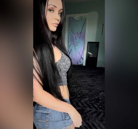 Photo nue de fuite OnlyFans de Mila Moore