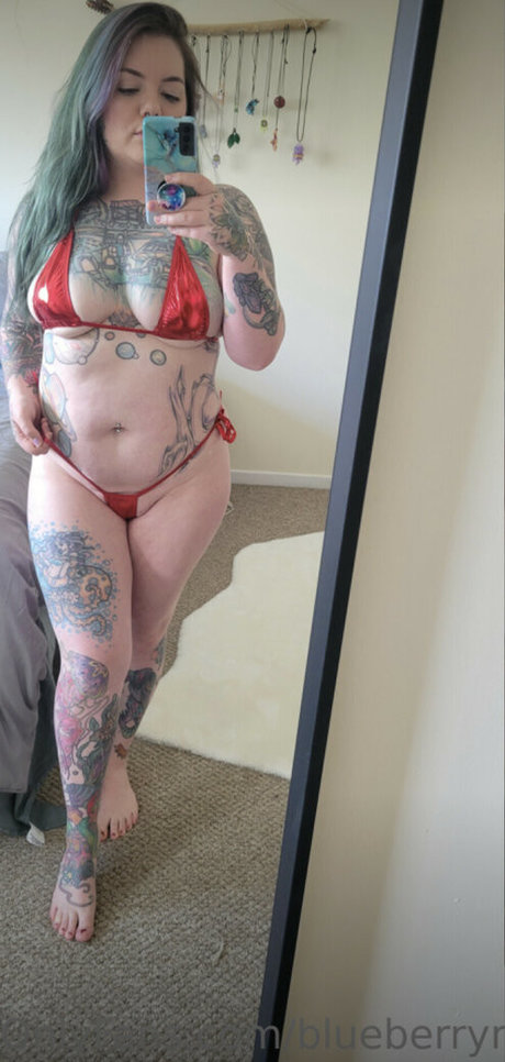 Photo nue de fuite OnlyFans de Blueberrymama