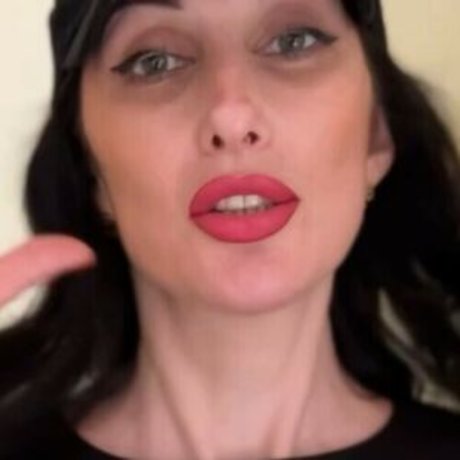 Photo nue de fuite OnlyFans de Liza Virgin