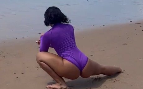 Photo nue de fuite OnlyFans de Taynara Cabral