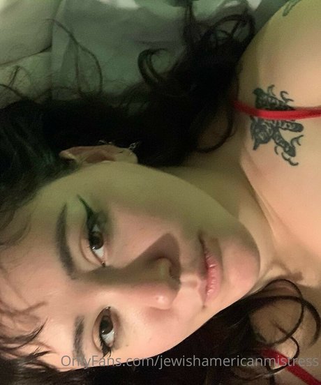 Photo nue de fuite OnlyFans de Jewishamericanmistress