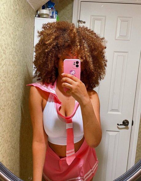 Photo nue de fuite OnlyFans de Shinobufanclub