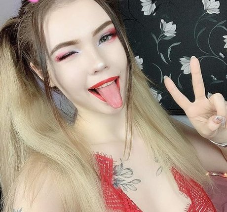 Photo nue de fuite OnlyFans de Dollthifa