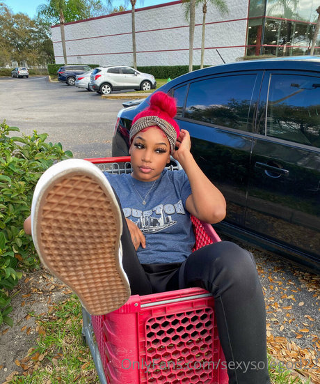 Photo nue de fuite OnlyFans de Sexysolegod22