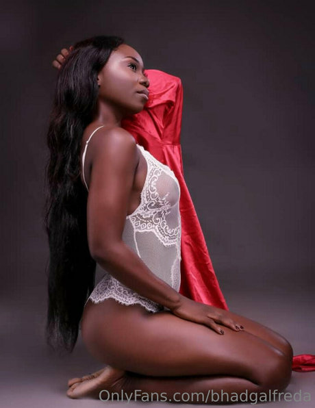 Photo nue de fuite OnlyFans de Bhadgalfreda