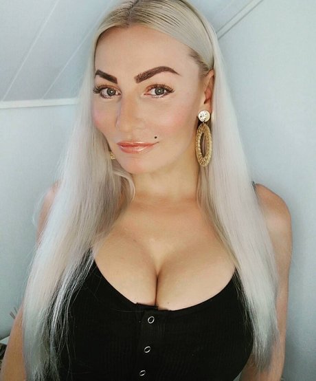 Marika Fingerroos