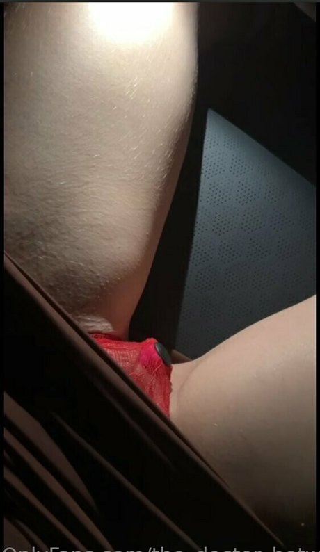Photo nue de fuite OnlyFans de Thedoctorhotwife