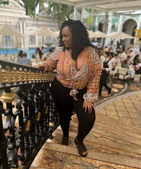 Photo nue de fuite OnlyFans de Faye Jackson