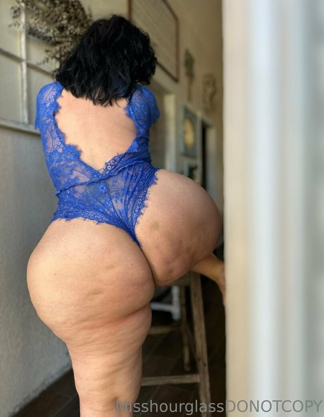 Photo nue de fuite OnlyFans de Misshourglass