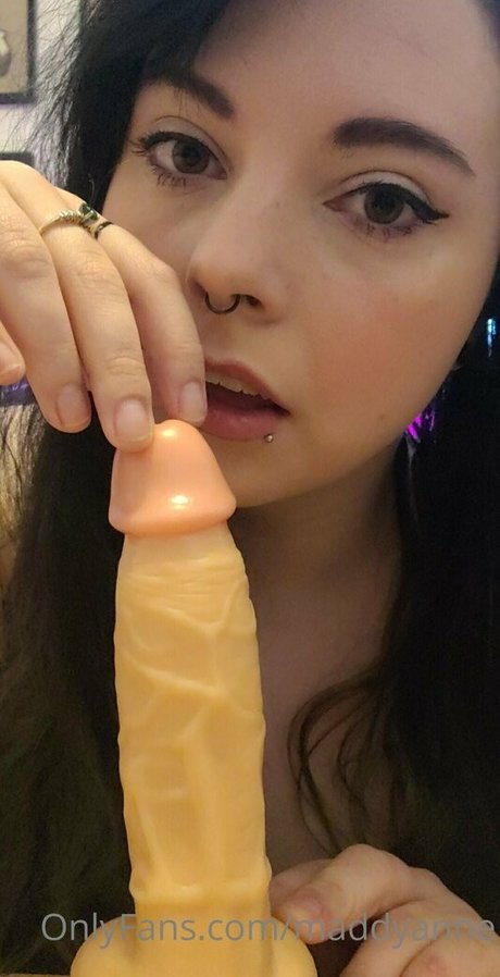 Photo nue de fuite OnlyFans de Madianne