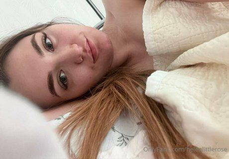 Photo nue de fuite OnlyFans de Helenlittlerose