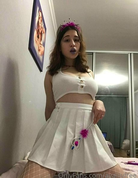 Photo nue de fuite OnlyFans de Avalilyfree