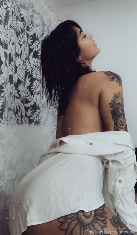 Photo nue de fuite OnlyFans de Sunmoonlia