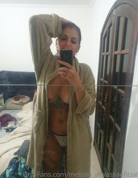 Melissa_devassaoficial