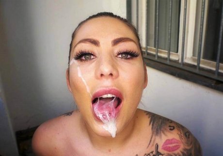 Photo nue de fuite OnlyFans de Mia Blow