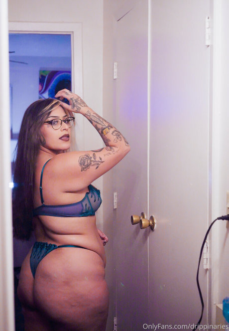 Photo nue de fuite OnlyFans de Drippinaries