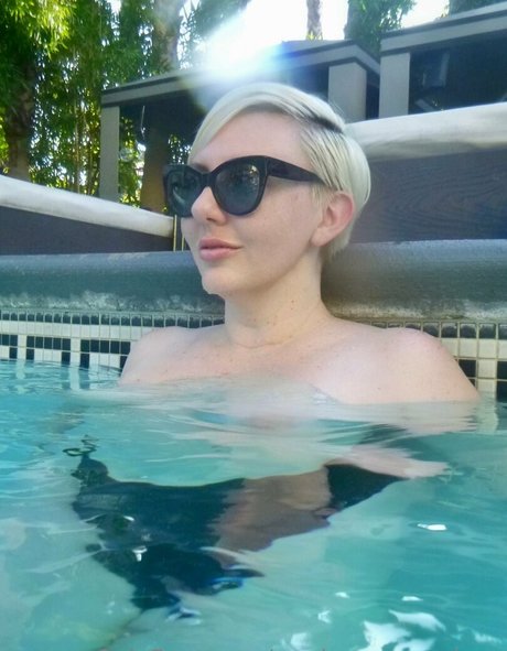 Photo nue de fuite OnlyFans de Madamgenevieve