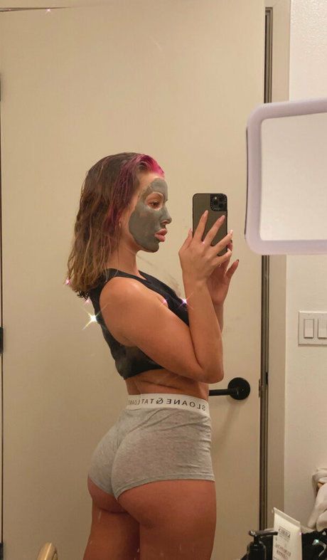 Photo nue de fuite OnlyFans de Riinablakeee