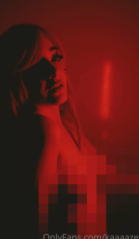 Photo nue de fuite OnlyFans de Kaaaaze
