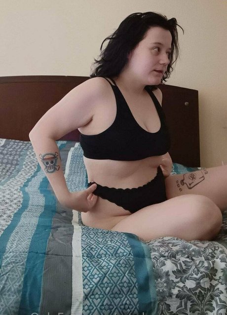 Photo nue de fuite OnlyFans de Mayhemandwrath