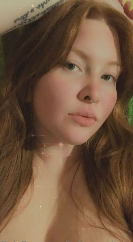 Photo nue de fuite OnlyFans de Babyrorybyrne