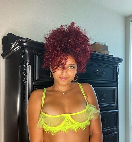Photo nue de fuite OnlyFans de Sugabunsfree