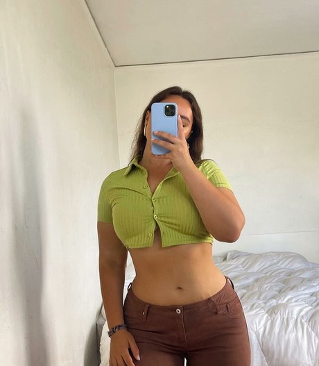 Photo nue de fuite OnlyFans de Venezia Cruz