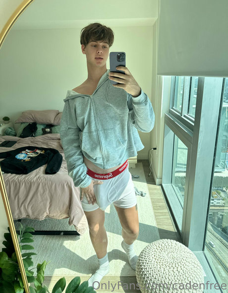 Photo nue de fuite OnlyFans de Cadenfree