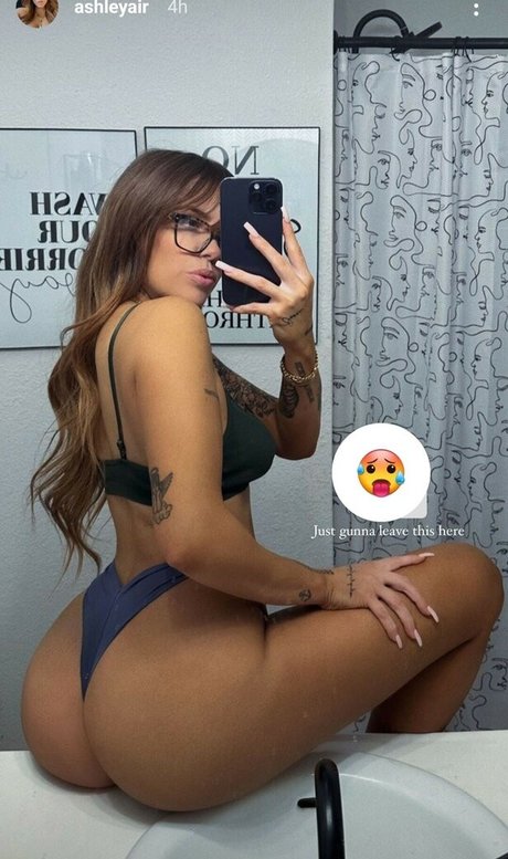 Photo nue de fuite OnlyFans de Ashleydougan